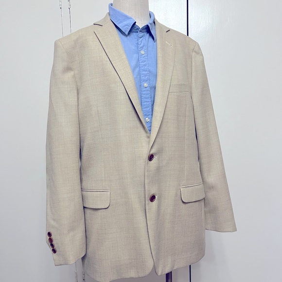 Brooks Brothers Other - Men’s Brooks brothers 44L  Sportcoat in sand color